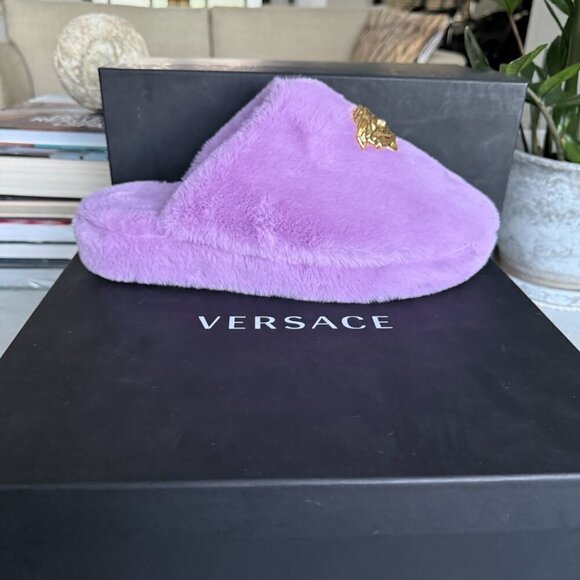 VERSACE Medusa Men's Lavender Faux Purple Slippers, sizes 43, 45 - Picture 6 of 14